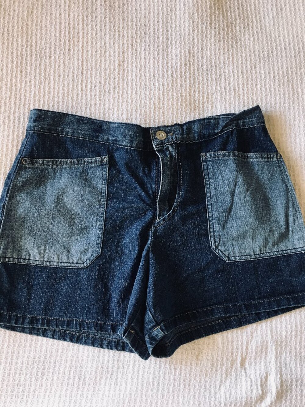 Vintage 70s Gloria Vanderbilt Patch pocket denim shorts - Size S